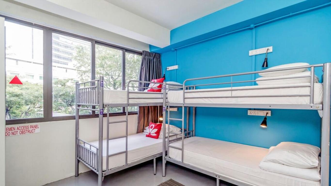 RedDoorz Hostel @ Beach Road (Sg Clean)